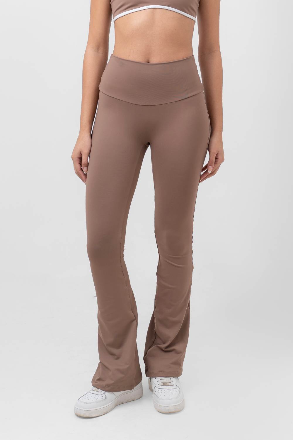 Set Leggings Flare Albor y Top Vela cocoa
